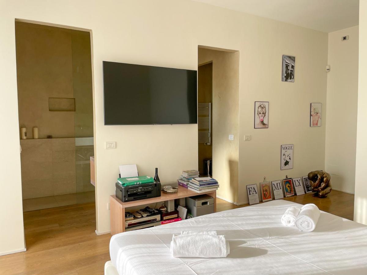 Luxury Penthouse With Stunning View And Hammam Apartment Milan Exterior photo
